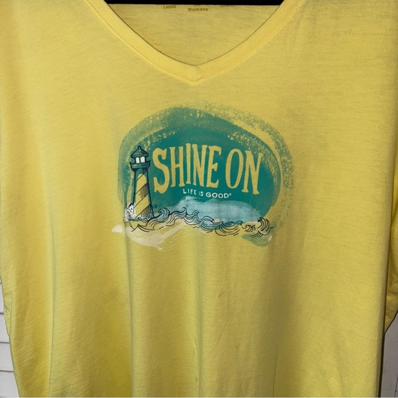 Life is Good Women's Crusher-Lite Tee Lighthouse Yellow size Large Beachy - Picture 3 of 5